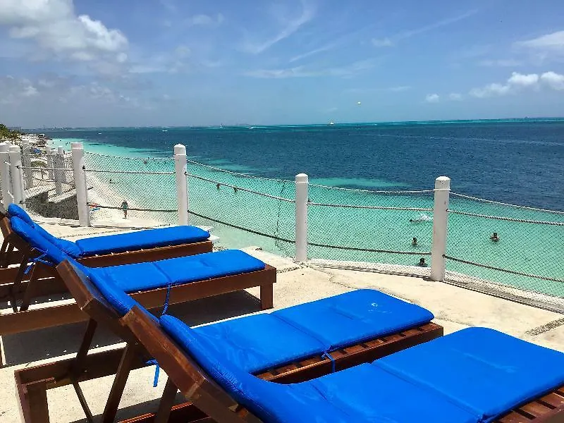 Hotel Dos Playas Faranda Cancun 4*,